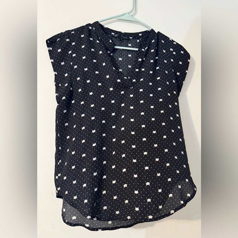 Sweet Rain Black Sleeveless Blouse with Mandarin Collar